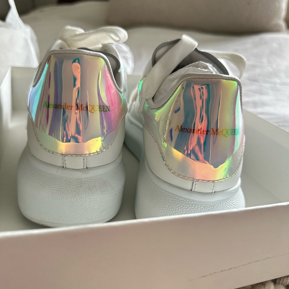 Alexander McQueen Sneakers LIKE NEW - Picture 10 of 12